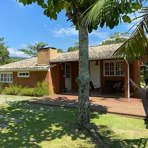 https://casa-da-barrinha-garopaba.santa-catarina-brasil.com