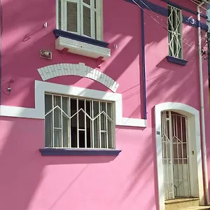 Uma Casinha Rosa No Pacaembu São Paulo